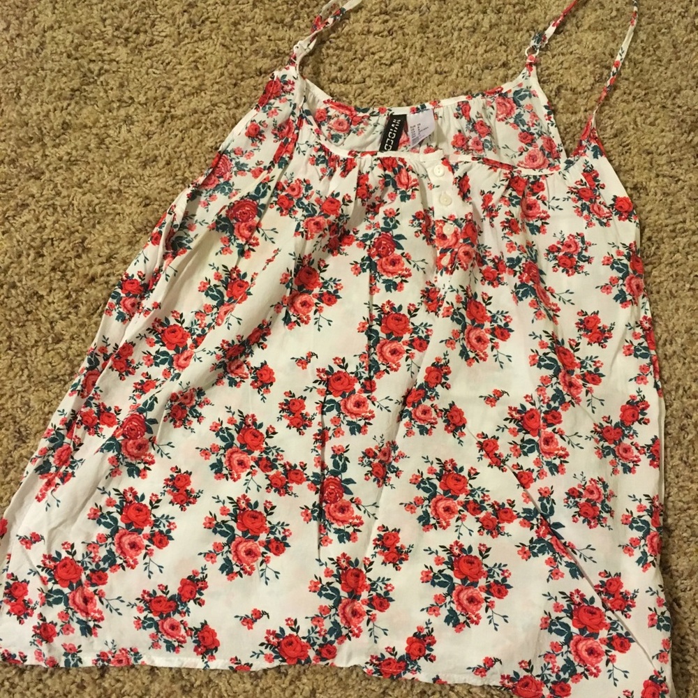 Floral tank-top